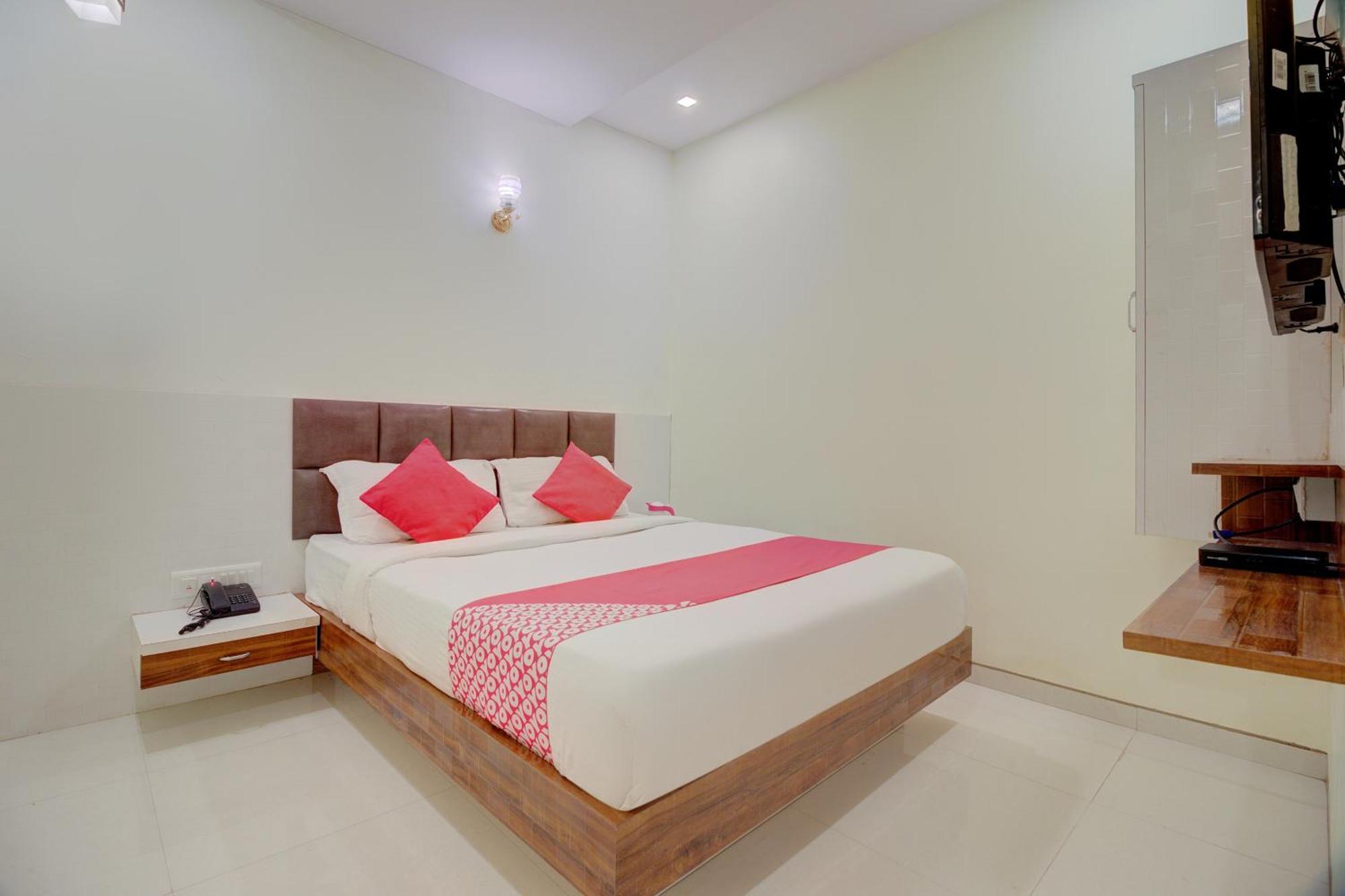 Hotel O Royal Orbit Mumbai Exterior photo